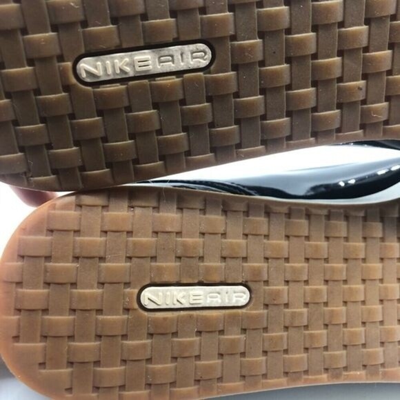 Cole Haan Patent Leather Sneaker w/ Nike Air - Picture 6 of 6